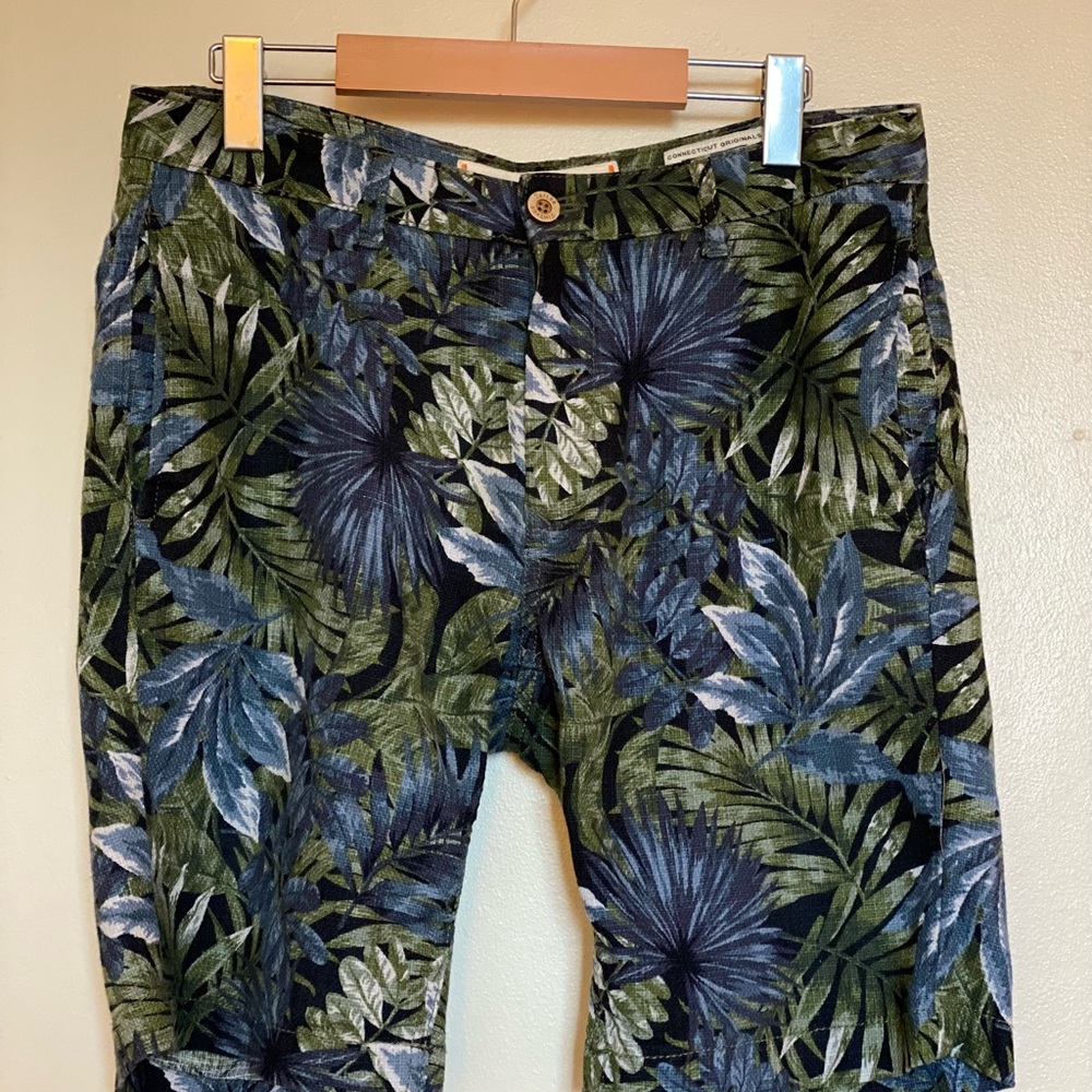 Tailor Vintage Green and Blue Flat Front Tropical Shorts